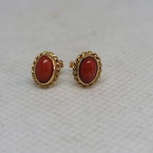 14K Carla Earring with Orange Spiny Oyster Stone